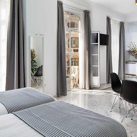Wanderlust Malaga Apartamentos 3 Екстериор снимка