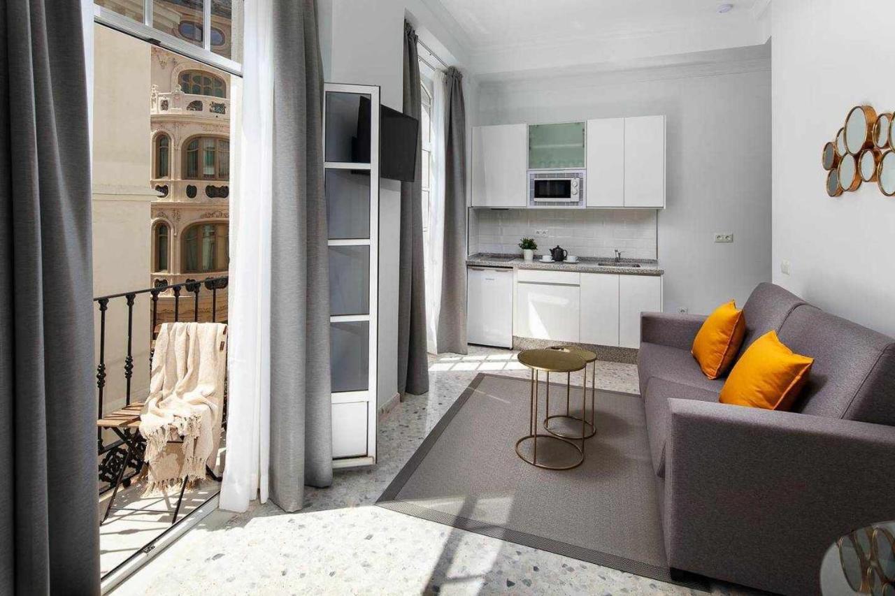 Wanderlust Malaga Apartamentos 3 Екстериор снимка