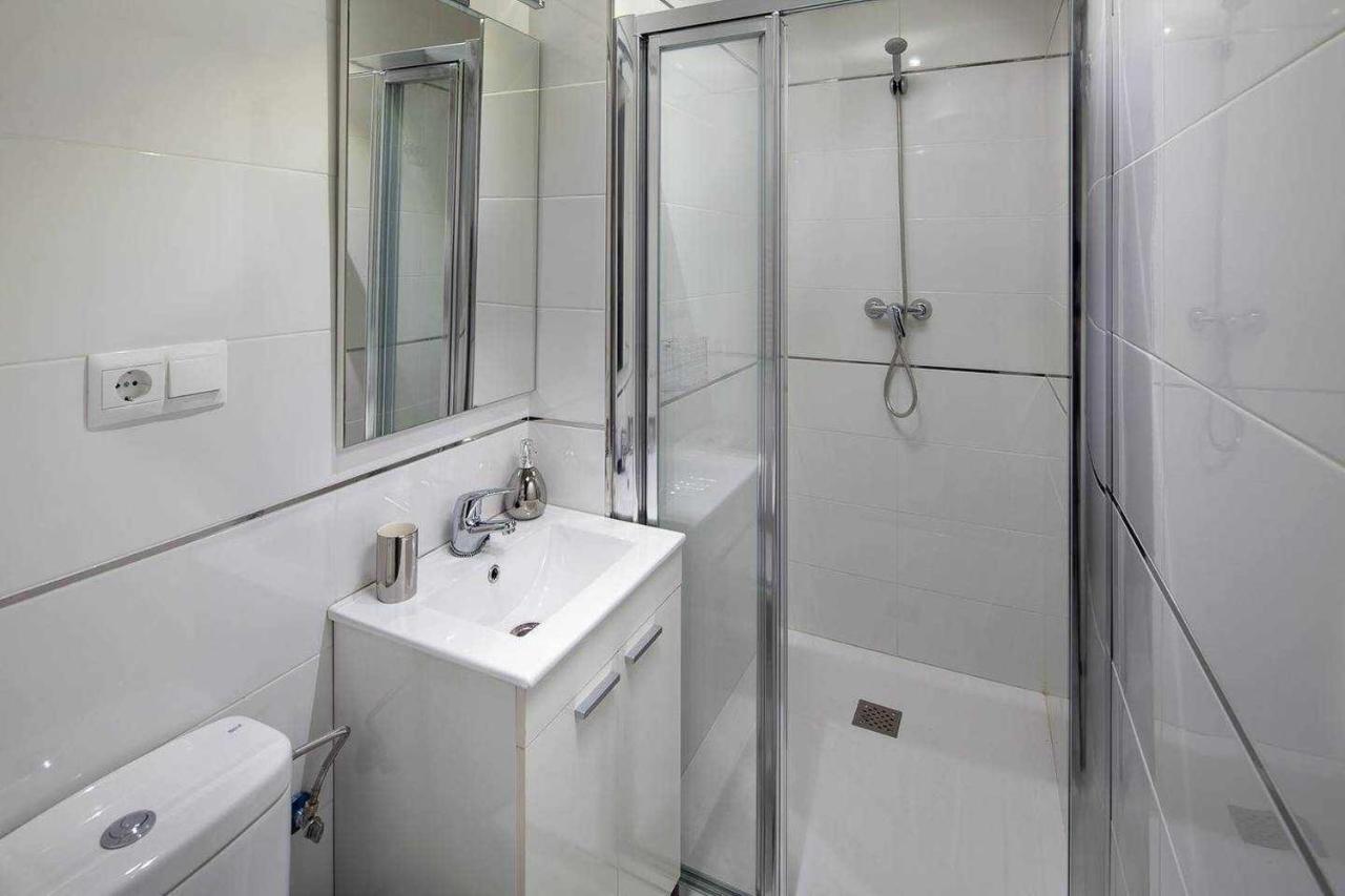 Wanderlust Malaga Apartamentos 3 Екстериор снимка