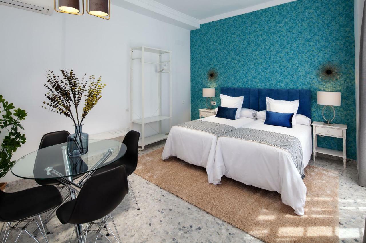 Wanderlust Malaga Apartamentos 3 Екстериор снимка